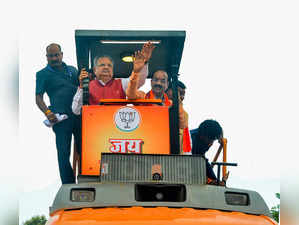 Dantewada: Former Chhattisgarh Chief Minister Raman Singh with BJP Chhattisgarh ...