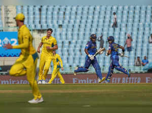 Lucknow: Sri Lanka's batters Pathum Nissanka and Kusal Perera run between the wi...