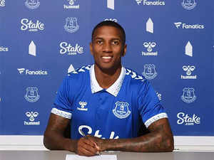 Everton football club sign Ashley Young on one year deal