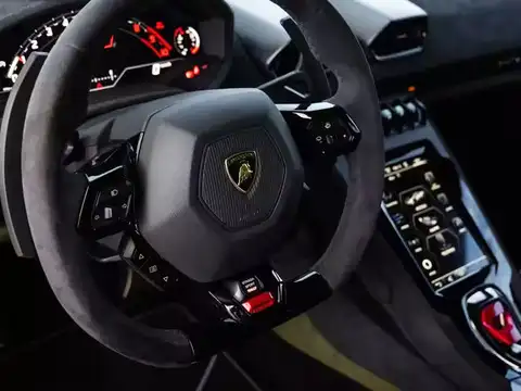 ​Exclusive Interior​
