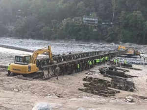 Troops of Indian Army along with BRO undertaking operations at a massive scale to reconnect North Sikkim