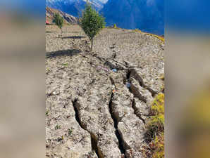 **EDS: WITH STORY** Lahaul and Spiti: Lands develop cracks in Lindur village of ...