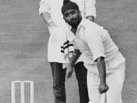 World Cup: India vs England: Indian cricket team pays tribute to Bishan  Singh Bedi by sporting black armbands in Men's ODI World Cup clash - The  Economic Times