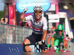 Astana Qazaqstan Team's British rider Mark Cavendish celebrates as he crosses the finish line to win the twenty-first and last stage of the Giro d'Italia 2023 cycling race, 135 km in and around Rome on May 28, 2023.