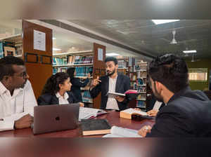 Apply for the 2-year online MBA programme of Parul University with 20 cutting-edge specialisations
