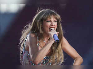 Taylor Swift boosts Universal Music Group's third-quarter revenue