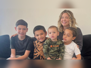Kailyn Lowry is pregnant with twins, expecting 6th, 7th kids