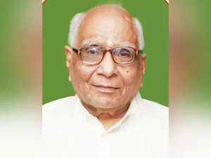 Amit Shah condoles demise of RSS senior Pracharak Ranga Hari