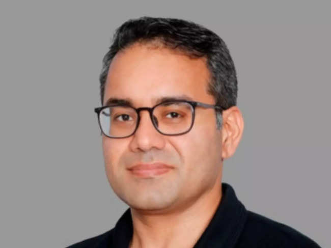 Kunal Bahl, the founder of Snapdeal, delved into the nuances of workplace dynamics, particularly focusing on the nature of meetings & collaboration.