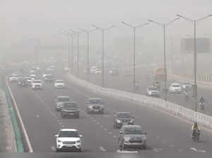 Delhi air quality continues to be in 'poor' category
