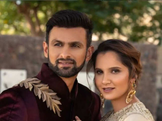 While Sania Mirza & Shoaib Malik have not officially confirmed the separation, it is rumoured that they are living apart.