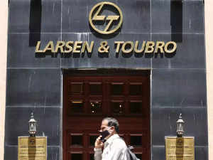 Buy L&T at Rs 2910