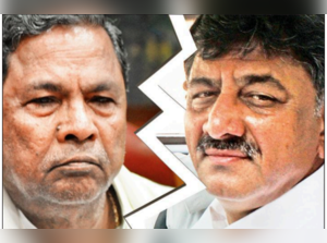 Unabated Karnataka bewilders Congress