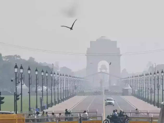 Delhi AQI - Air Quality Index Live Updates, Delhi NCR Air Pollution: Marginal dip in pollution levels as haze persists