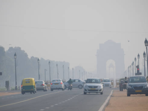 Delhi AQI - Air Quality Index News, Delhi Air Pollution Updates: Gurugram, Faridabad shut primary schools; Delhi brings back odd-even