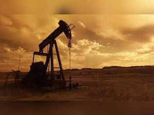 Oil prices steady as Russia eases fuel export ban (2).