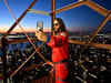 Jared Leto becomes the first person to legally climb the Empire State Building