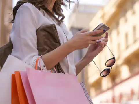 Kotak Cardless EMI: Who can use it?