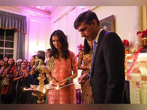 UK PM Sunak, a "devout Hindu", extends wishes on Diwali, Bandi Chhor Divas
