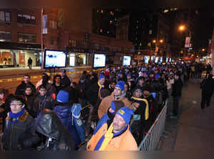 Shoppers line up for Black Friday sales during Best Buy Black Friday at Best Buy Union Square on November 24, 2011 in New York City.