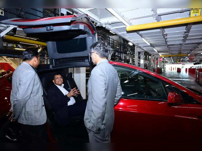 Piyush Goyal at Tesla factory