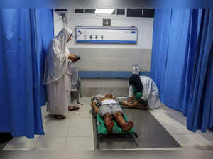 Israeli Forces Reach Gates of Besieged Gaza Hospital
