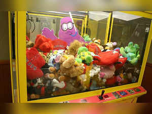 Are Arcade claw machines rigged? Here's what TikTok has revealed