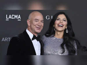 Blacked out seeing the ring: Lauren Sánchez details romantic proposal from Jeff Bezos
