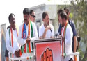 An election between 'Dorala Telangana' and 'Prajala Telangana': Rahul Gandhi fires fresh salvo at KCR