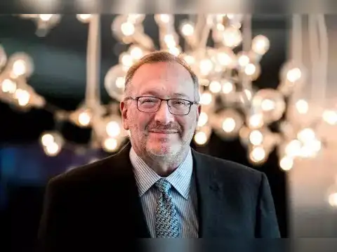 Who is Seth Andrew Klarman?
