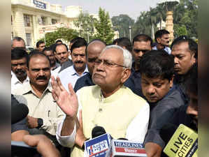 Nitish Kumar threatens to start movement against Centre if demand for special status to Bihar is not met