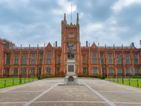 Sussex India Scholarships