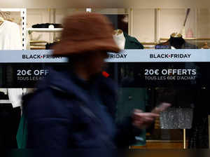 Black Friday sale sign in Paris
