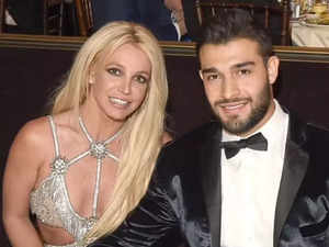 Britney Spears shares cryptic post after Sam Asghari confirms divorce rumours