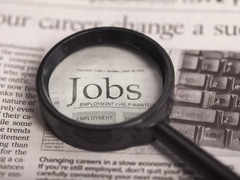 New Enrolments in Formal Job Mkt Dip Further