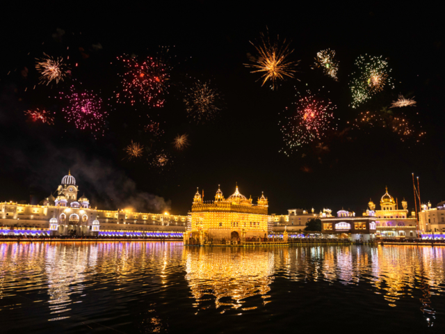 Importance Of The Golden Temple: Pilgrimage To Amritsar
