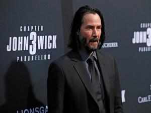 Why Keanu Reeves wants Facebook to have nothing to do with the 'metaverse'