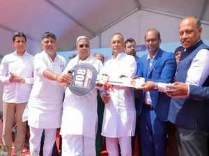 Karnataka CM Siddaramaiah dedicates 262 new ambulances in revamped '108' service