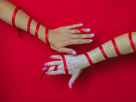 How Long Does HIV Survive on Clothes? Discover the Facts