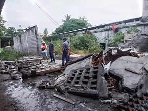 7.4-magnitude quake kills 1 in Philippines