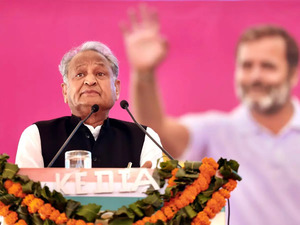 Rajasthan follows tradition, shows Ashok Gehlot government the door