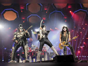 Review: The long Kiss goodbye ends at New York's Madison Square Garden, but Kiss avatars loom