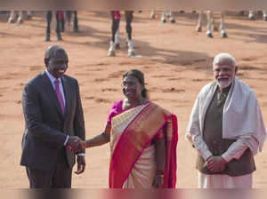 New Delhi: President Droupadi Murmu and Prime Minister Narendra Modi with Presid...