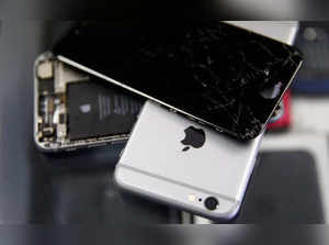 Apple Taps Cos in India, Taiwan, S Korea, Japan for Critical Parts