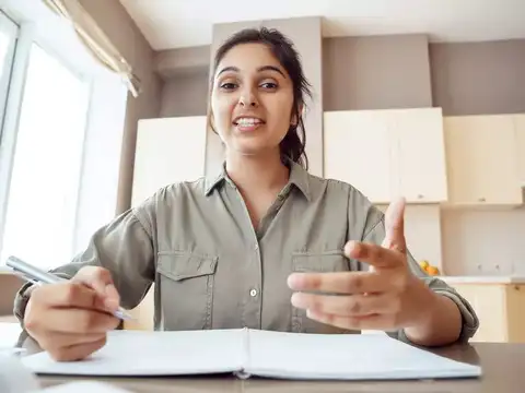 Focus on career, atmanirbharta
