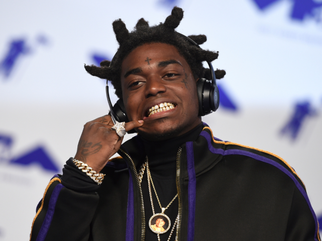 Rapper Kodak Black, also known as Bill Kapri, has been arrested in South Florida on charges of possessing cocaine.