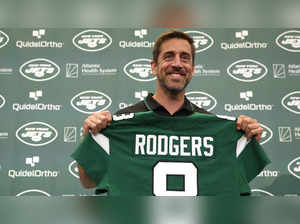 New York Jets star Aaron Rodgers endorses darkness retreats. What is it?