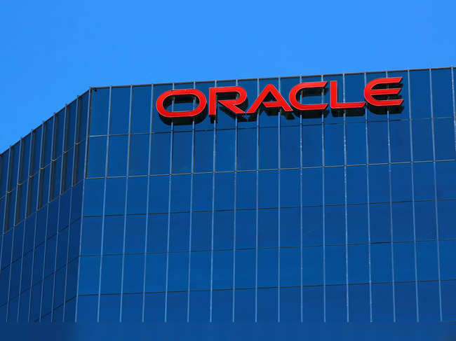 Oracle revenue forecast