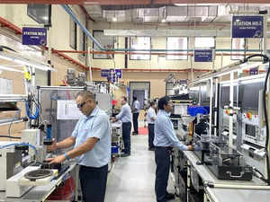 India’s industrial production rises 5.8% in September
