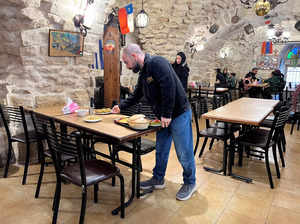 Tourists desert Bethlehem leaving businesses empty-handed